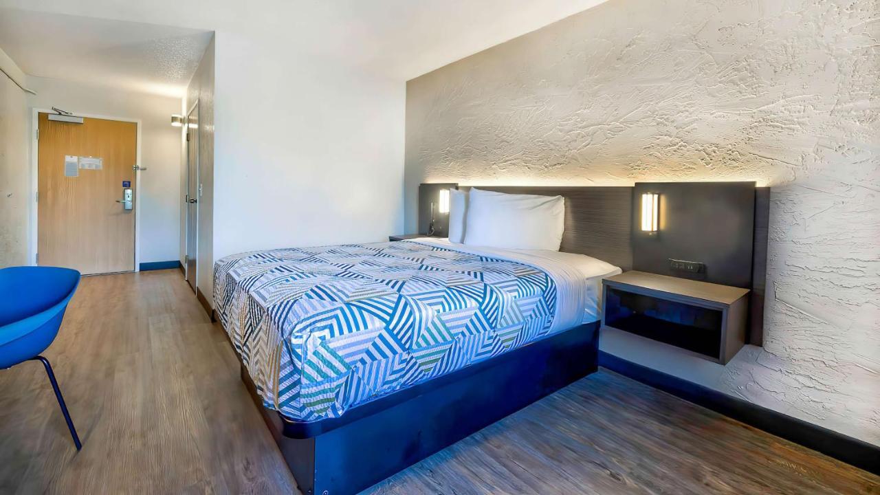 Motel 6-Milwaukee, Wi - Glendale Екстер'єр фото